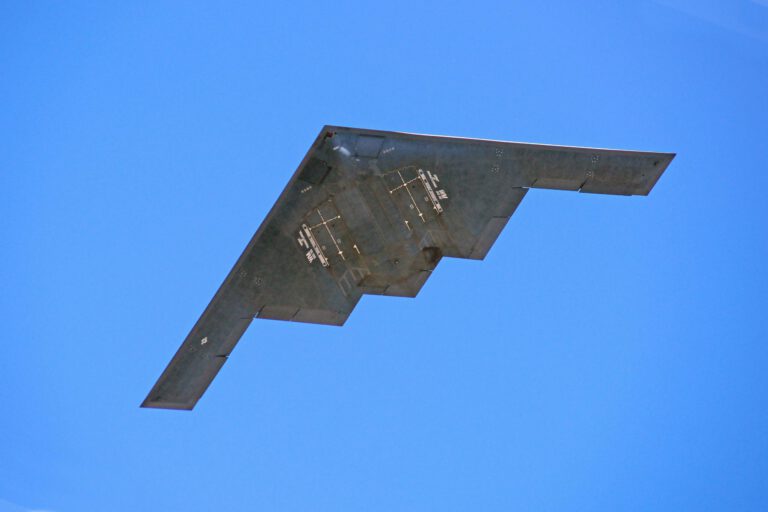 Foto: Ein US-Tarnkappenbomber (Von Pexels, Phyllis Lilienthal)